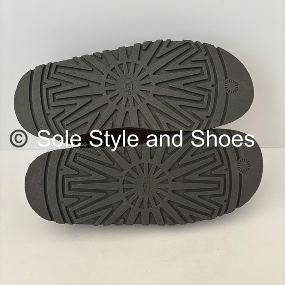Women’s UGG Tazz Slippers Hickory 9 RETAIL $145 - Picture 8 of 9